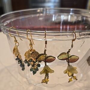 6 Pair Elegant Gold and Green Floral Earrings